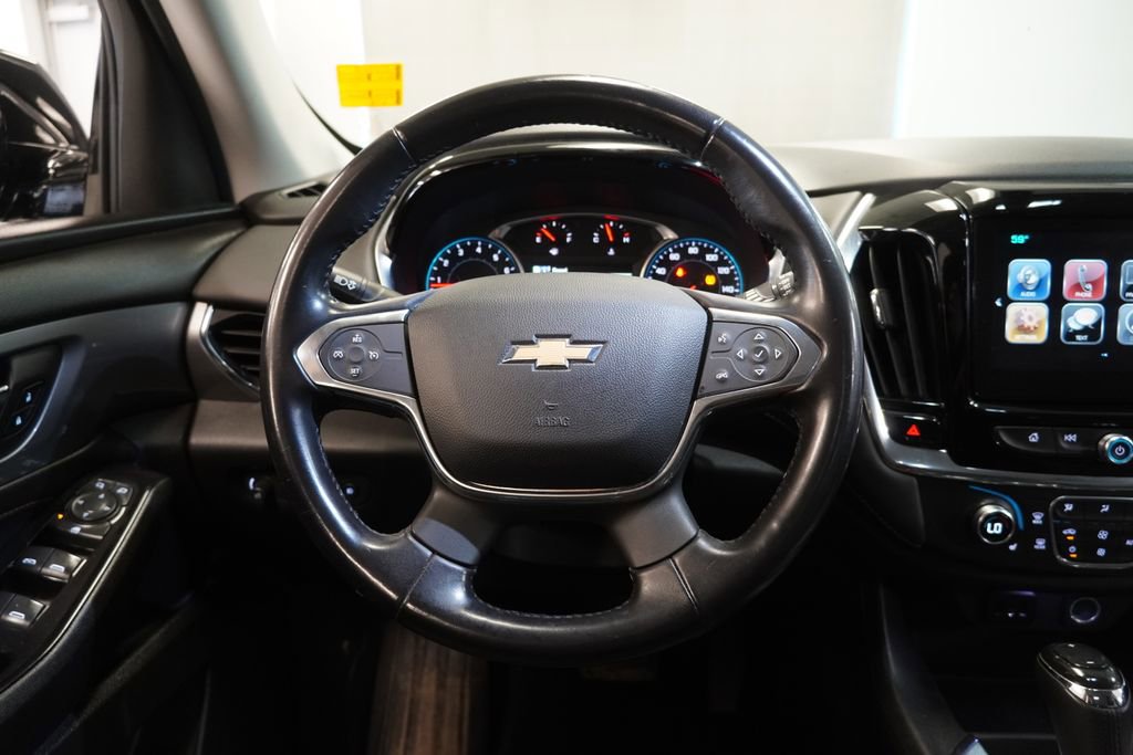 Used 2018 Chevrolet Traverse LT image 17
