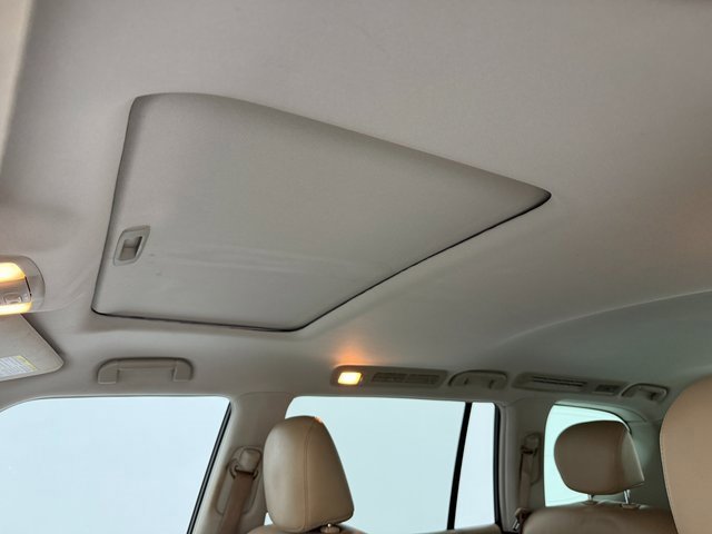 Used 2018 Nissan Armada SL w/ Moonroof Package image 14
