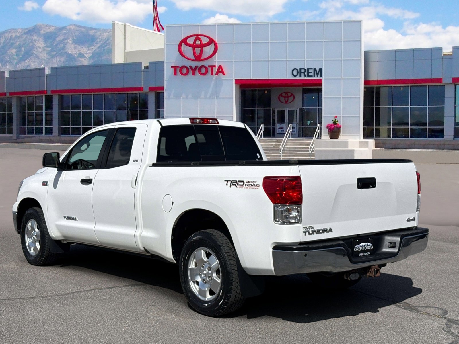 Used 2012 Toyota Tundra 4x4 Double Cab w/ TRD Off-Road Pkg image 5