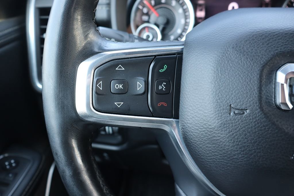 Used 2019 RAM 1500 Laramie w/ Sport Appearance Package AWD/4WD image 7