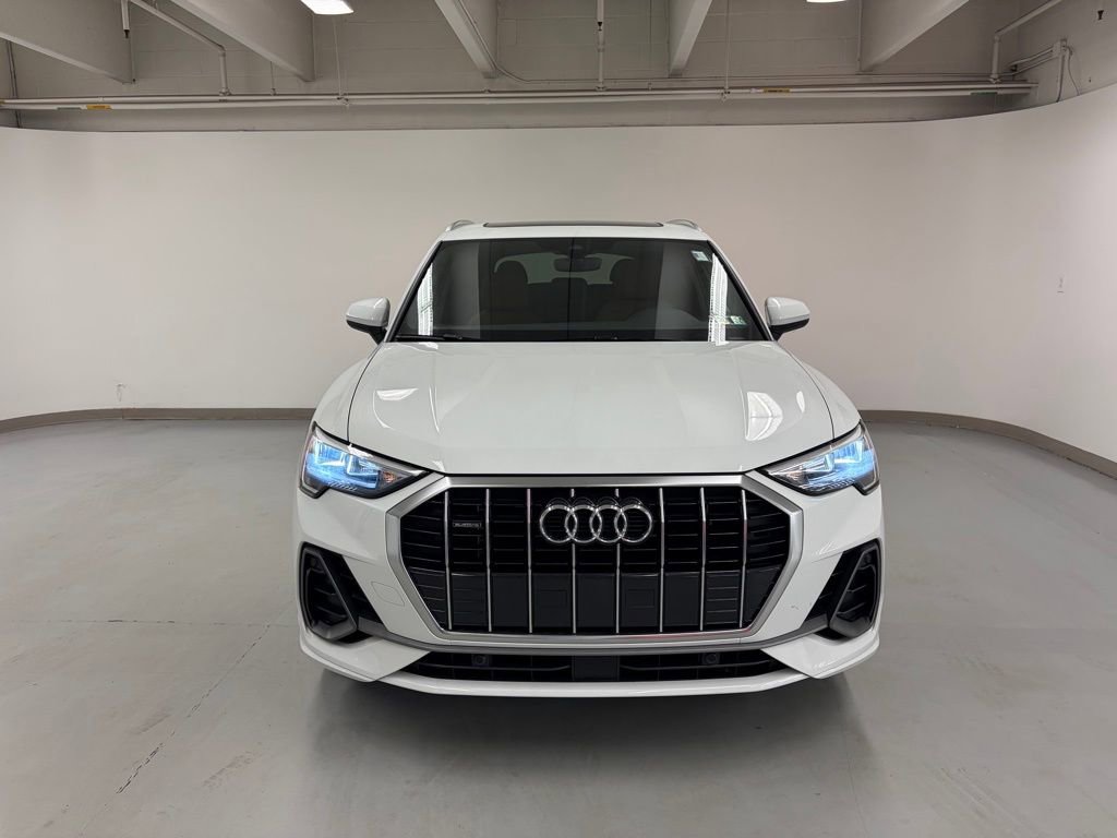 Used 2021 Audi Q3 2.0T Premium w/ Convenience Package image 3