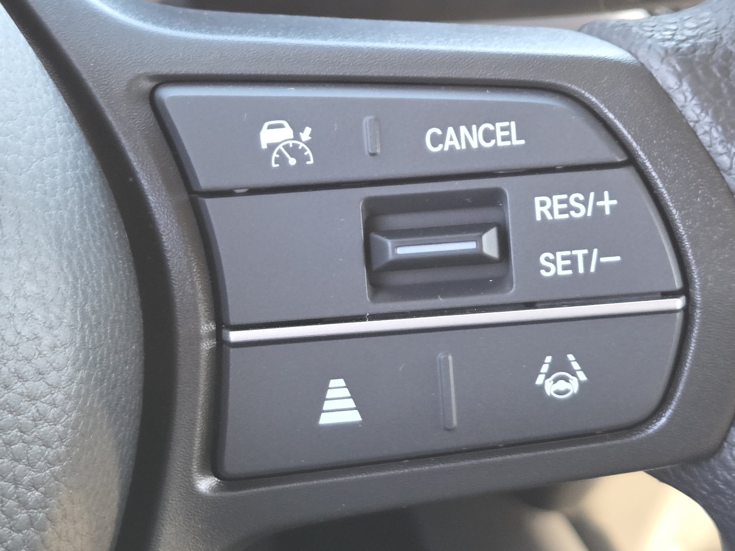 New 2027 Honda HR-V LX image 8