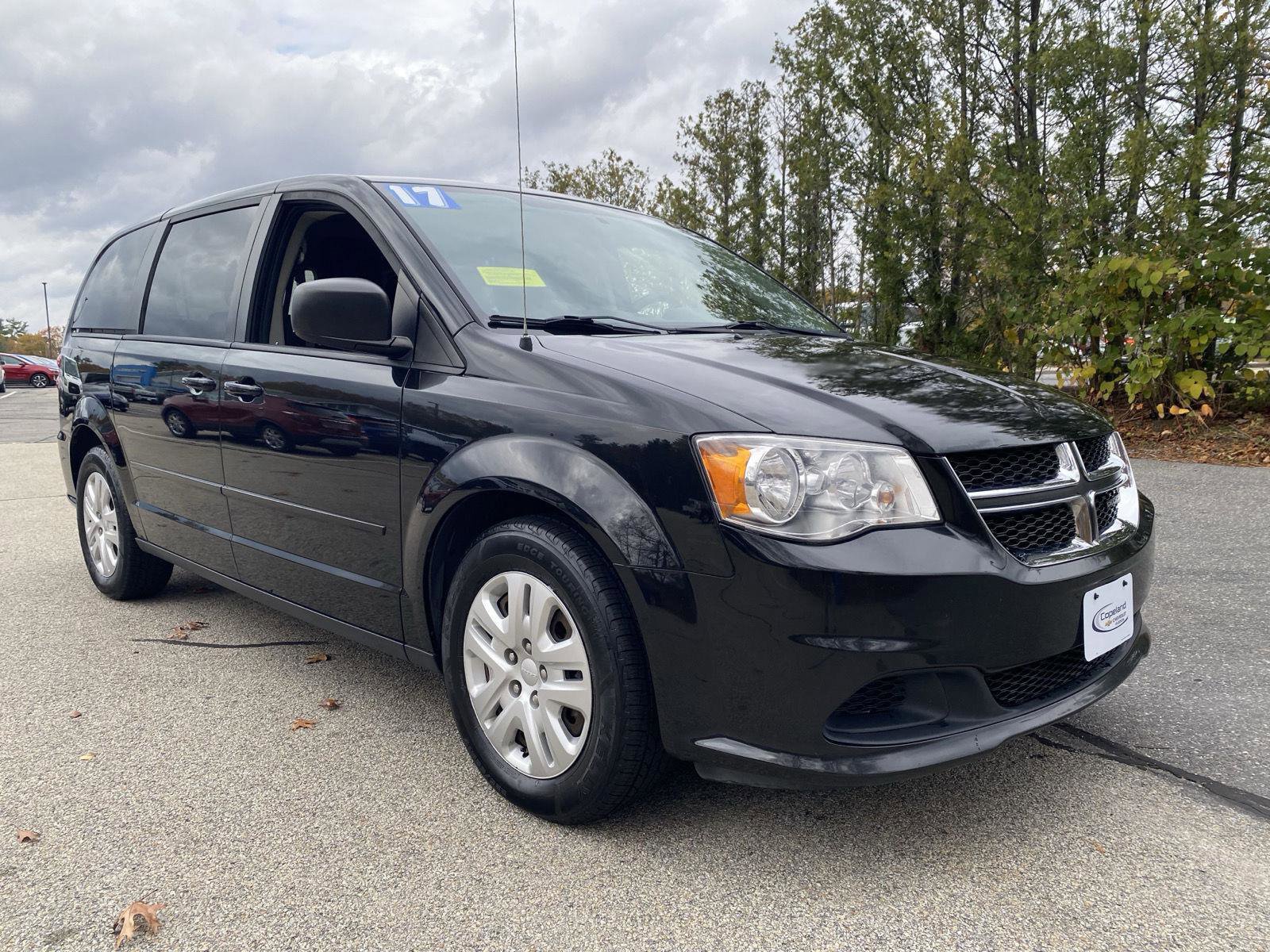 Used 2017 Dodge Grand Caravan SE w/ Power Window Group