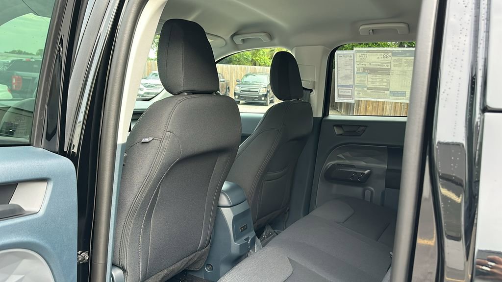 Used 2025 Ford Maverick XL image 10