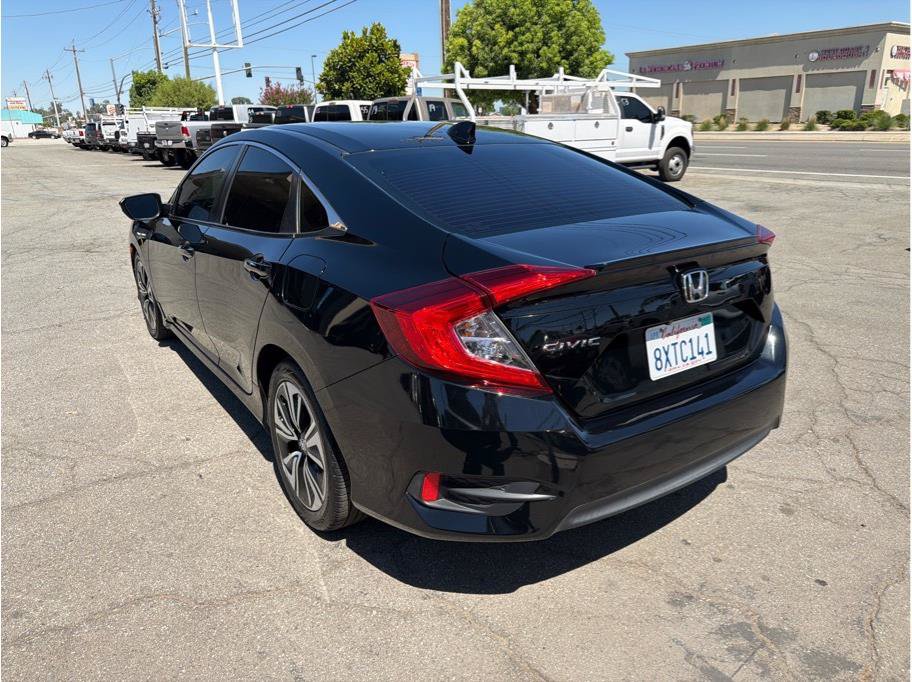 Used 2017 Honda Civic EX-T image 14