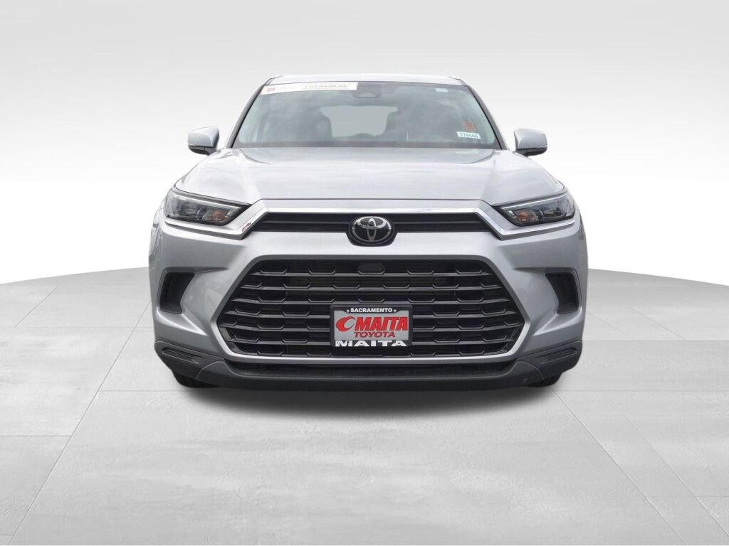 Certified 2025 Toyota Grand Highlander AWD image 9