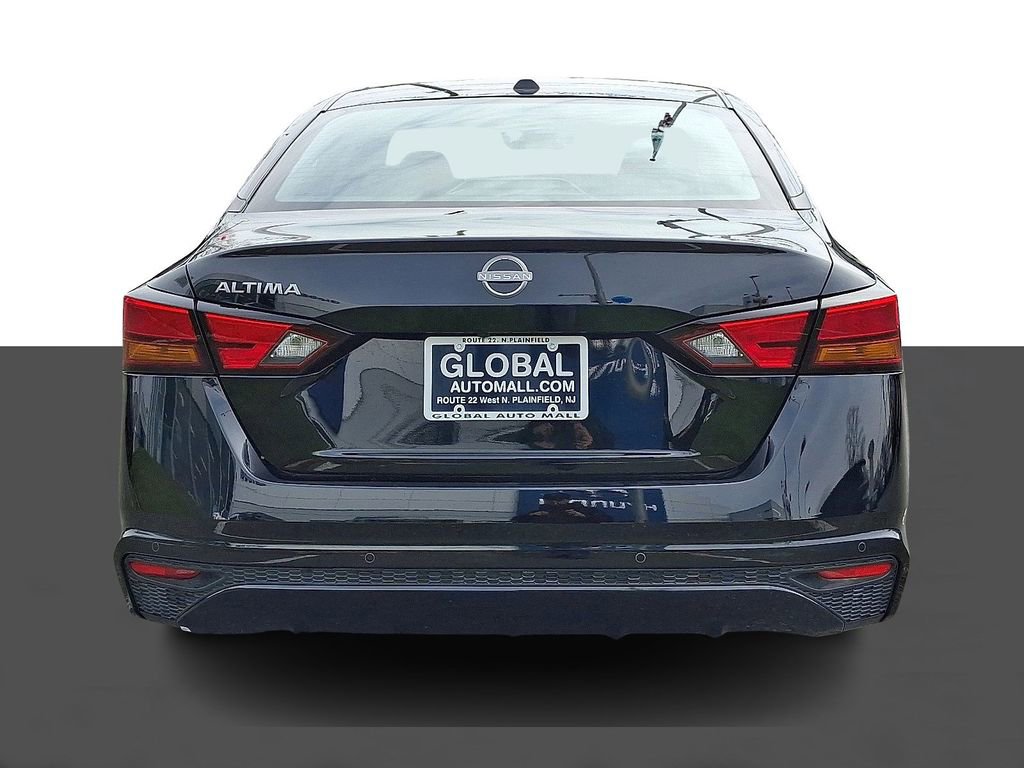 Used 2025 Nissan Altima 2.5 SV image 6