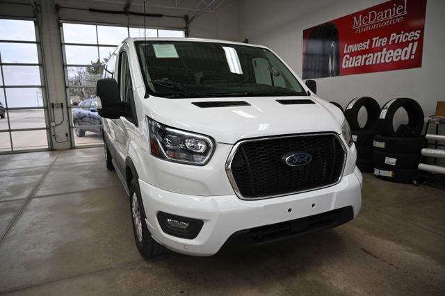 Used 2023 Ford Transit 350 XLT image 3