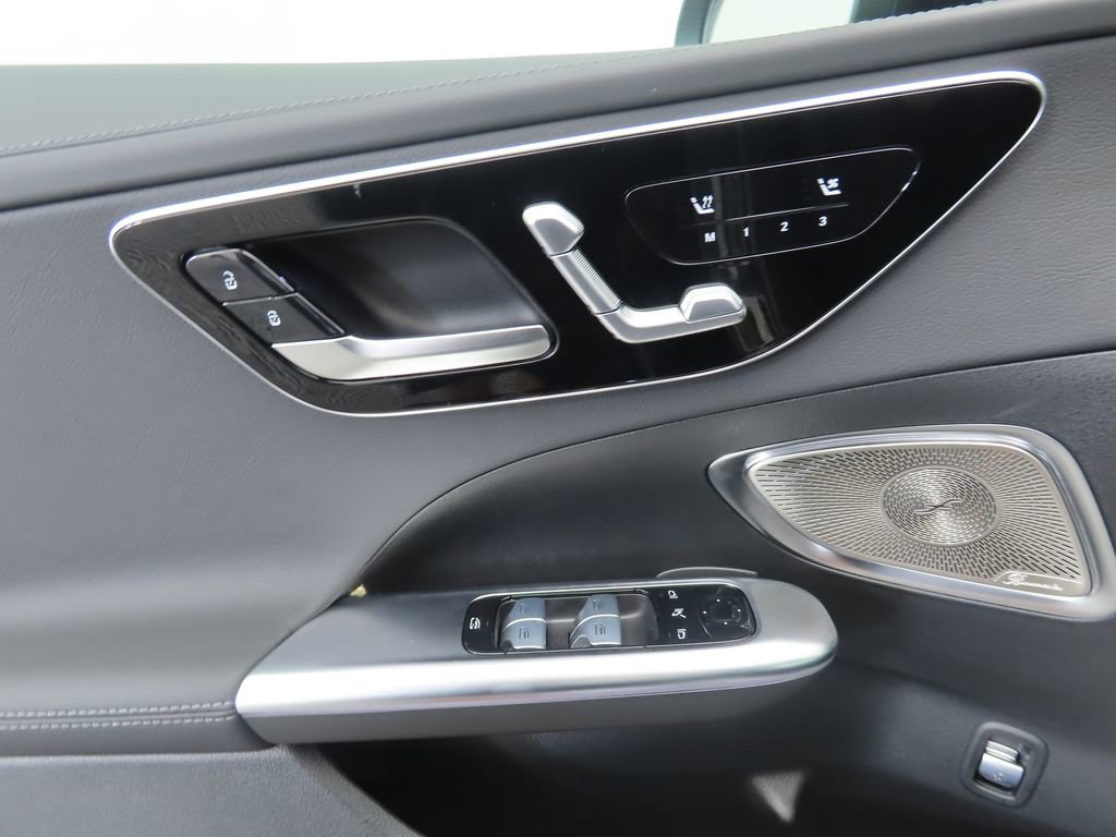 New 2025 Mercedes-Benz C 300 Sedan image 25