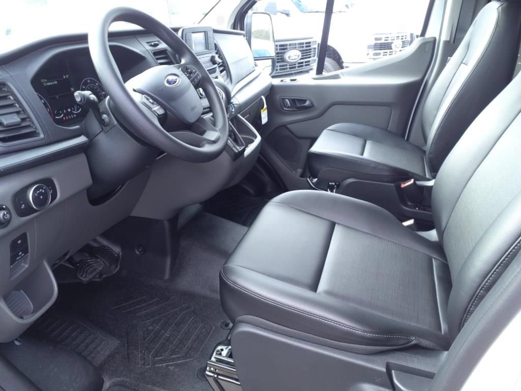 New 2024 Ford Transit 150 Low Roof w/ Load Area Protection Package RWD image 11