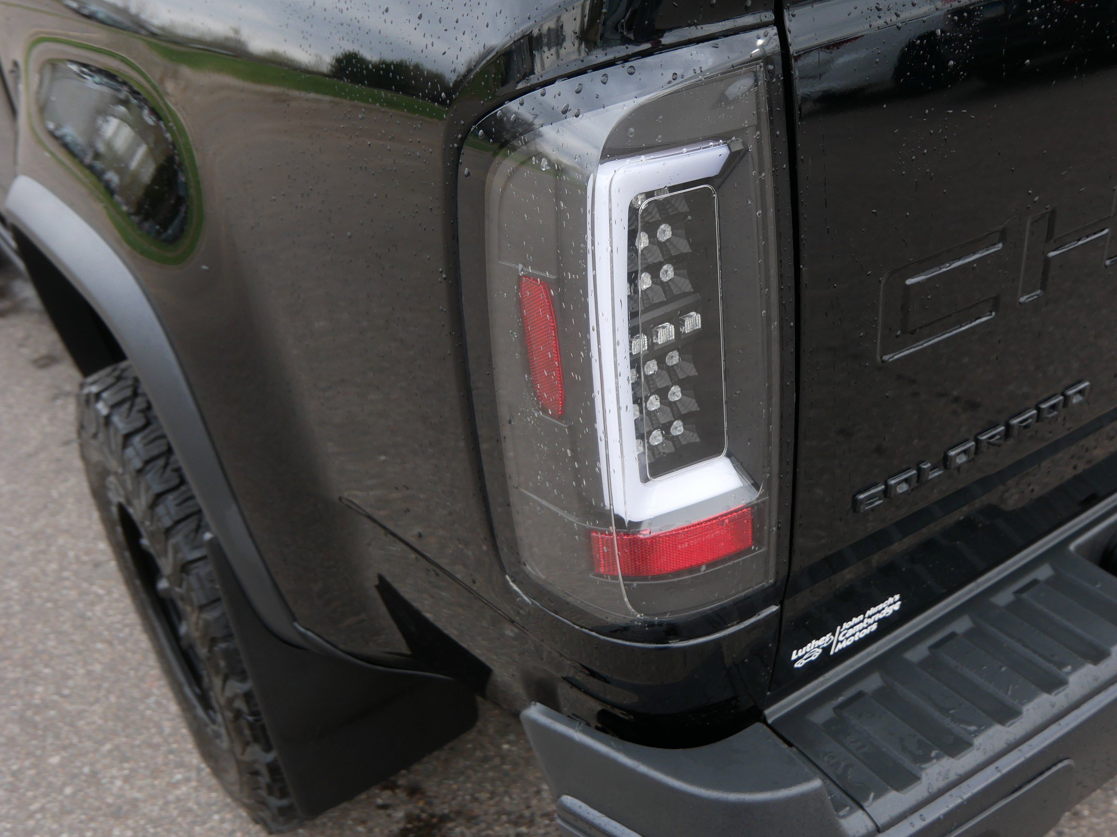 Used 2022 Chevrolet Colorado ZR2 image 17