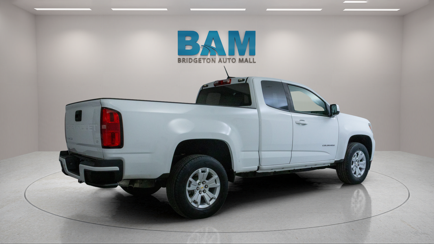 Used 2022 Chevrolet Colorado LT w/ Fleet Safety Package RWD image 7