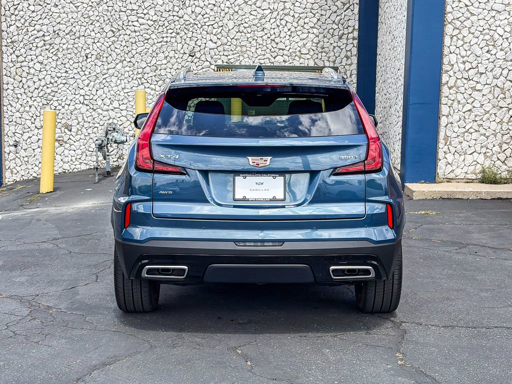 Used 2025 Cadillac XT4 Premium Luxury w/ Cold Weather Package AWD/4WD image 3