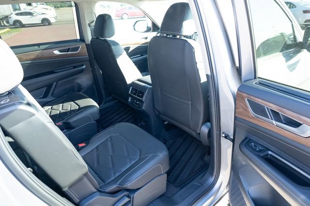New 2026 Volkswagen Atlas SE image 40