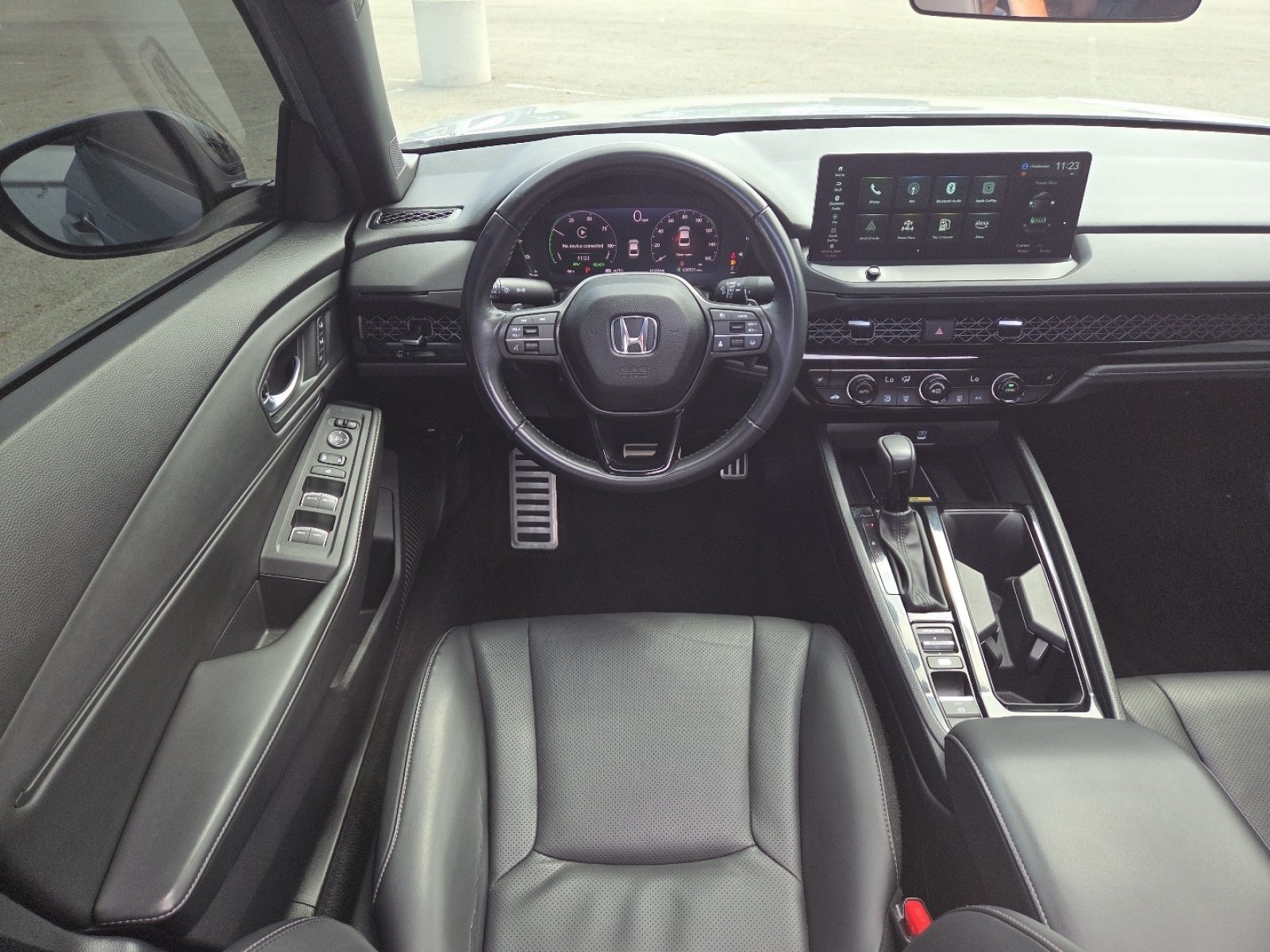 Used 2025 Honda Accord Sport image 26