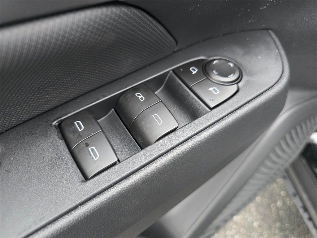 New 2026 Chevrolet Equinox EV RS image 17