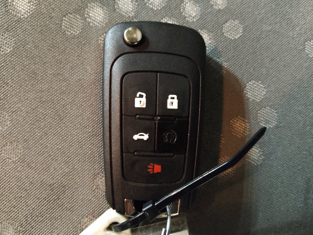 Used 2020 Chevrolet Sonic LT FWD image 32