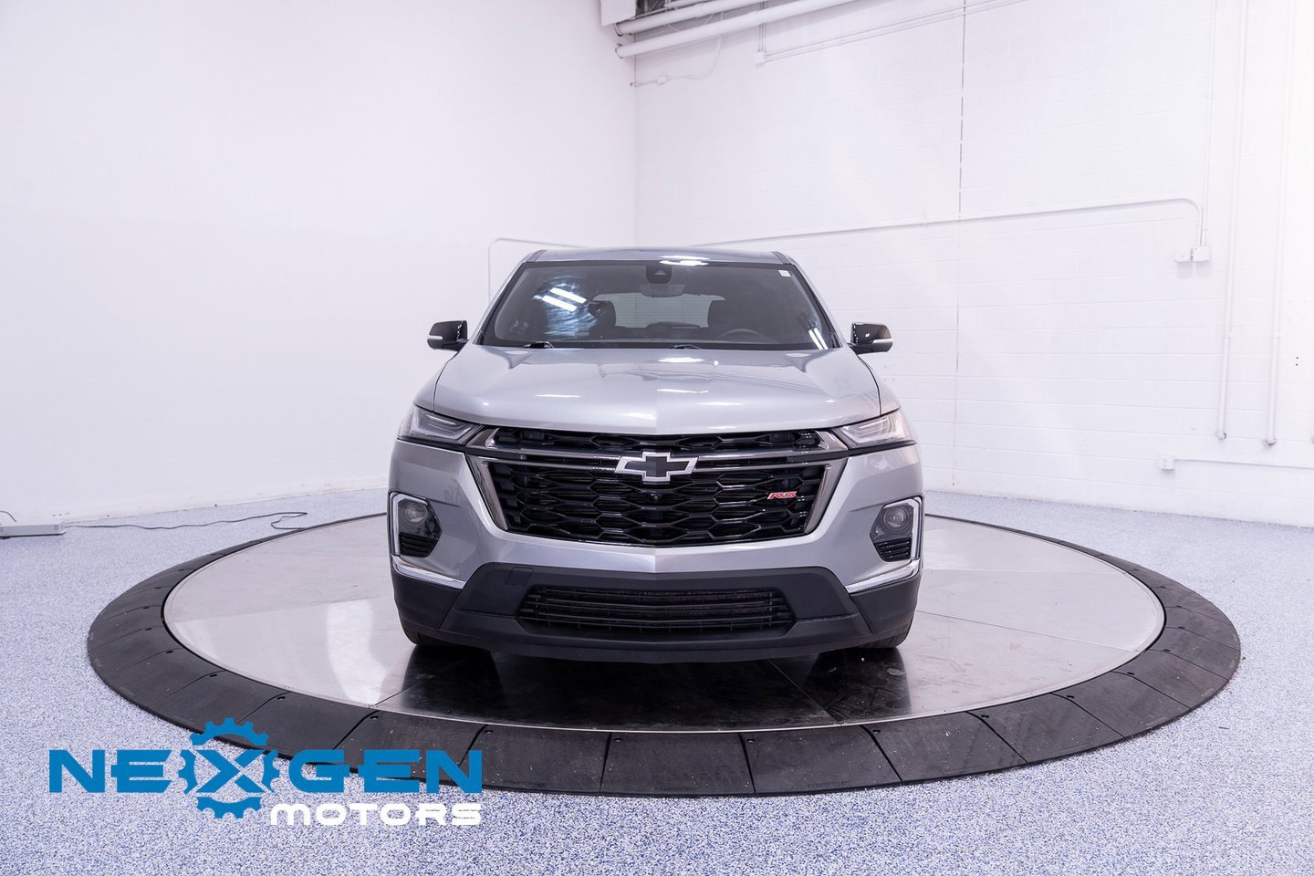 Used 2023 Chevrolet Traverse RS w/ LPO, Floor Liner Package image 4