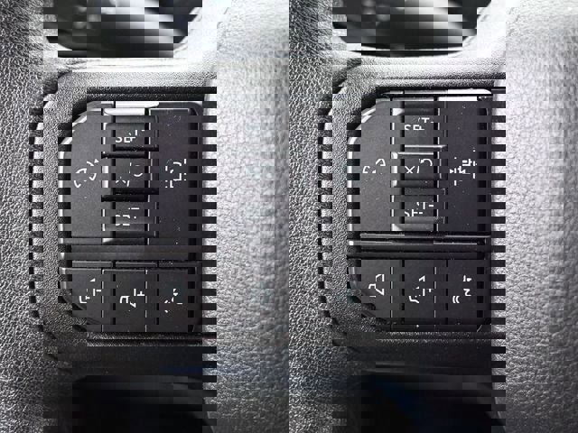 Used 2021 Ford F150 XLT image 23