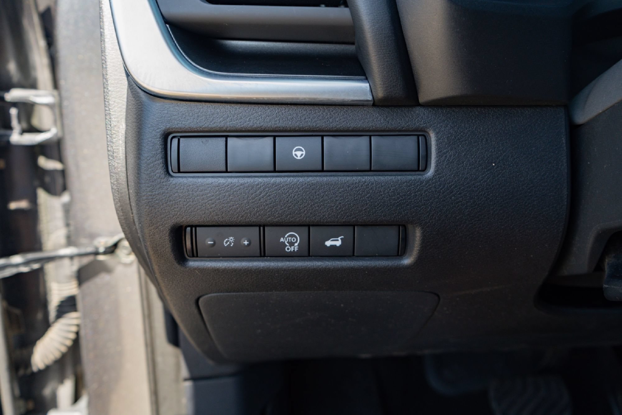Used 2024 Nissan Rogue SV FWD image 19