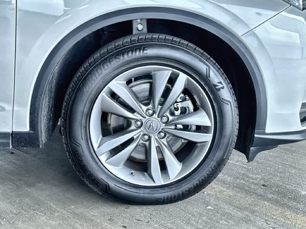 Used 2025 Acura MDX FWD image 11