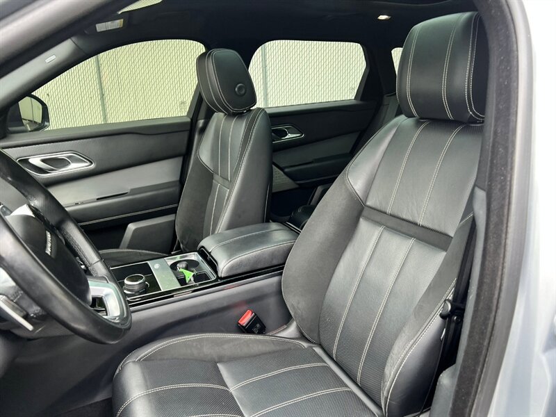 Used 2018 Land Rover Range Rover Velar R-Dynamic SE AWD/4WD image 18