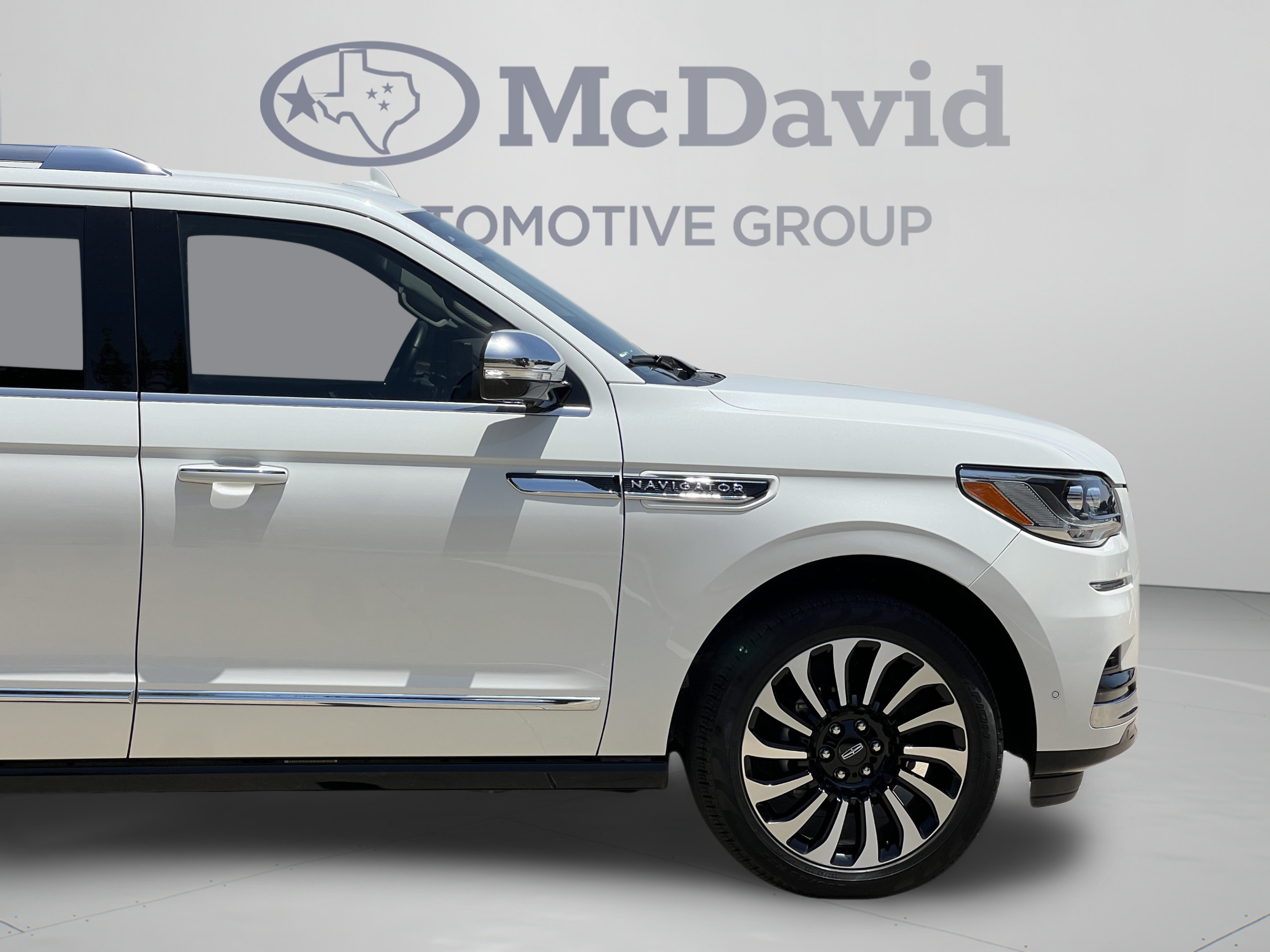 Used 2023 Lincoln Navigator Black Label AWD/4WD image 31