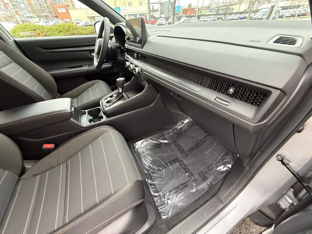 Used 2023 Honda CR-V Sport image 43