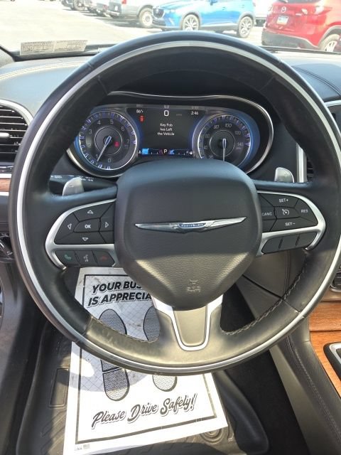 Used 2015 Chrysler 300 C Platinum w/ Harman/Kardon Audio Group AWD/4WD image 11