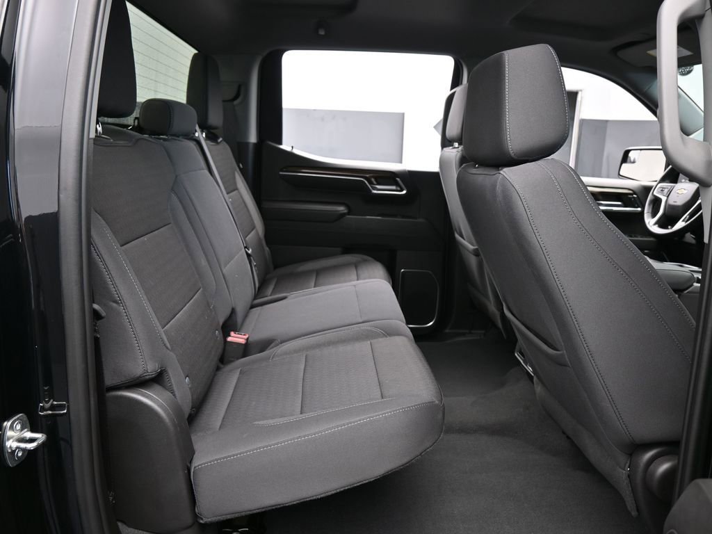 Used 2023 Chevrolet Silverado 1500 LT image 43