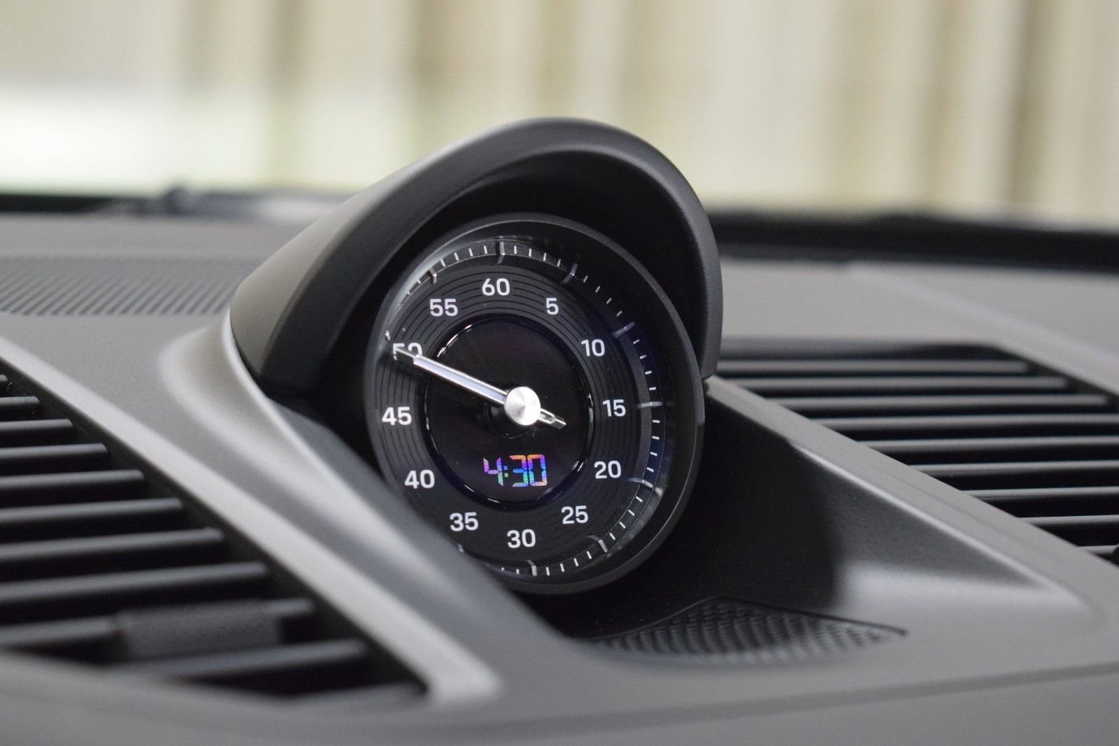 Used 2026 Porsche 911 Targa 4 GTS image 31