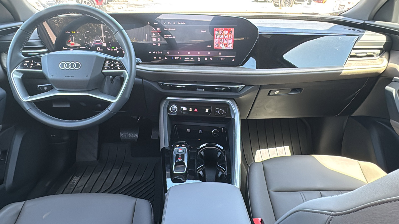 Used 2025 Audi Q5 2.0T Premium image 16