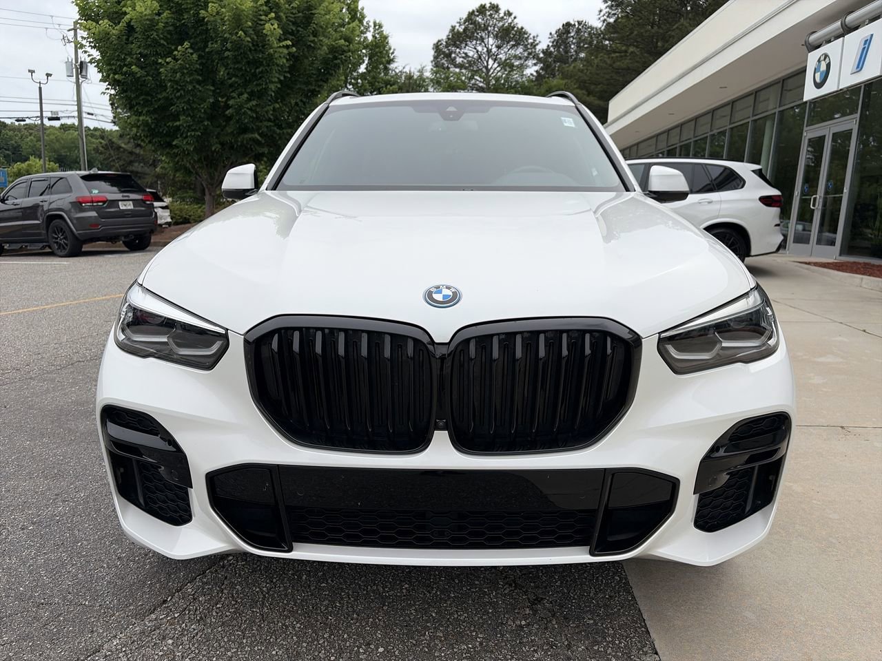 Certified 2023 BMW X5 xDrive45e w/ M Sport Package AWD/4WD image 10