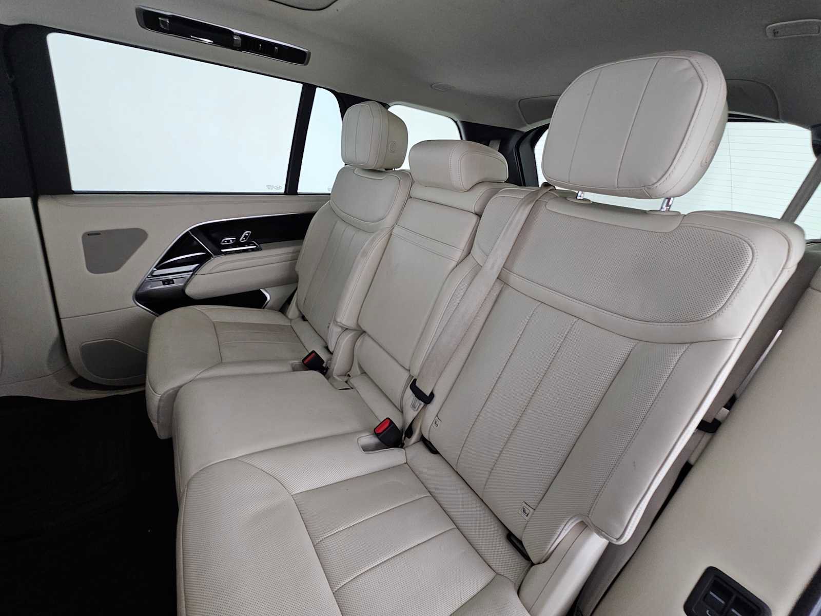 Used 2023 Land Rover Range Rover Long Wheelbase SE AWD/4WD image 19