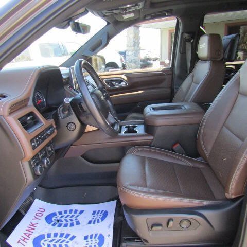 Used 2021 Chevrolet Tahoe High Country w/ Premium Package AWD/4WD image 7