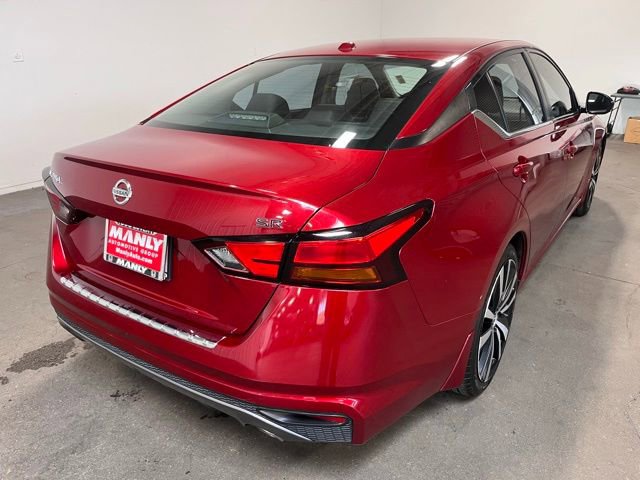 Used 2019 Nissan Altima 2.5 SR w/ SR Premium Package FWD image 3