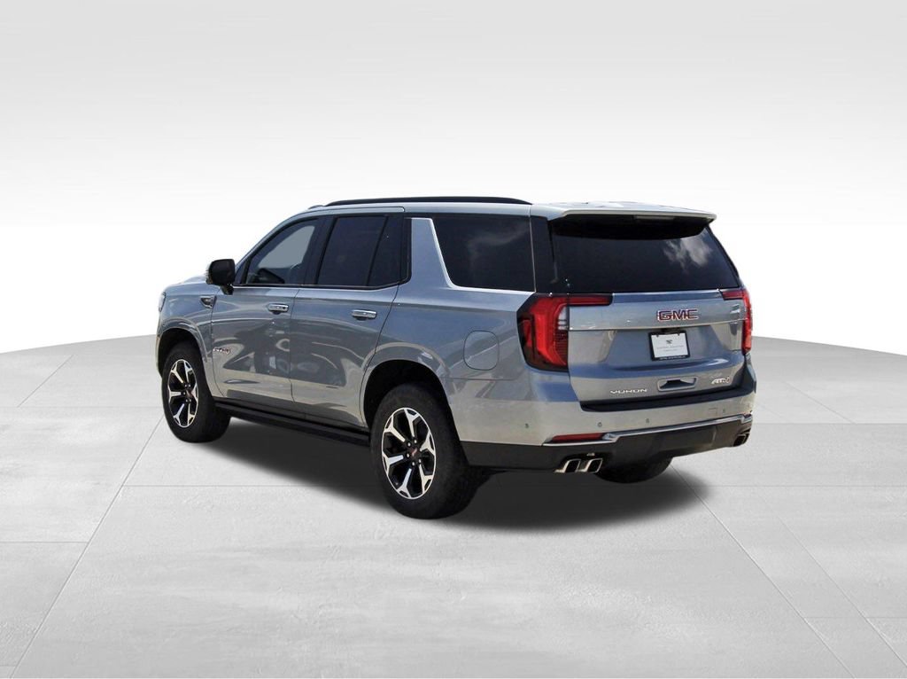 Used 2025 GMC Yukon AT4 w/ AT4 Premium Package AWD/4WD image 3