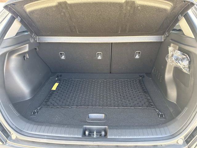 Used 2023 Hyundai Kona SEL FWD image 6