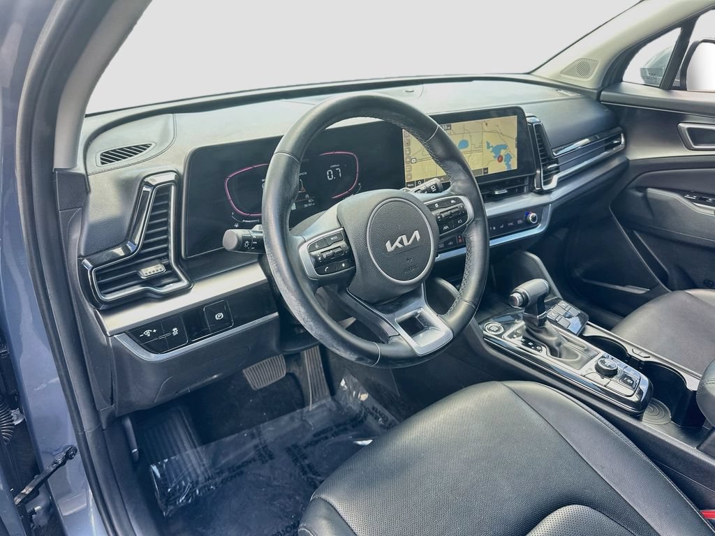 Certified 2023 Kia Sportage EX FWD image 9