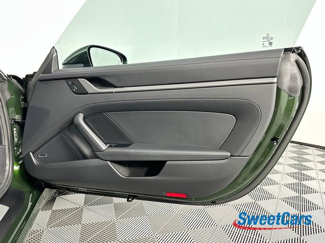 Used 2026 Porsche 911 Carrera RWD image 40