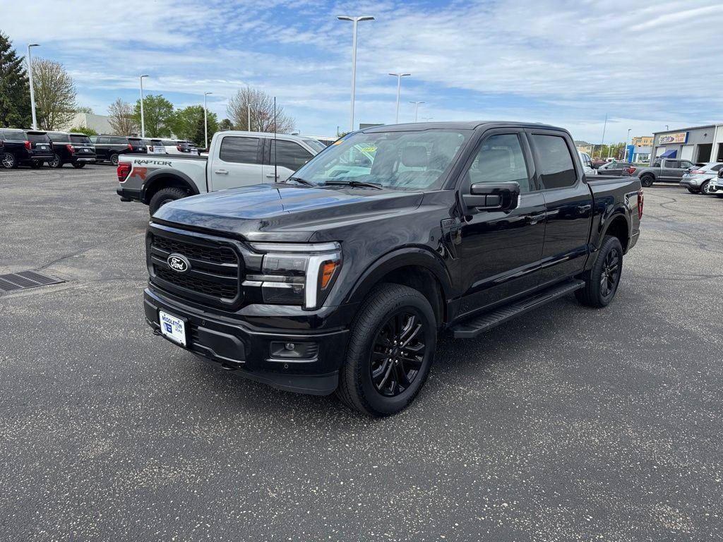 Used 2025 Ford F150 Lariat AWD/4WD image 13
