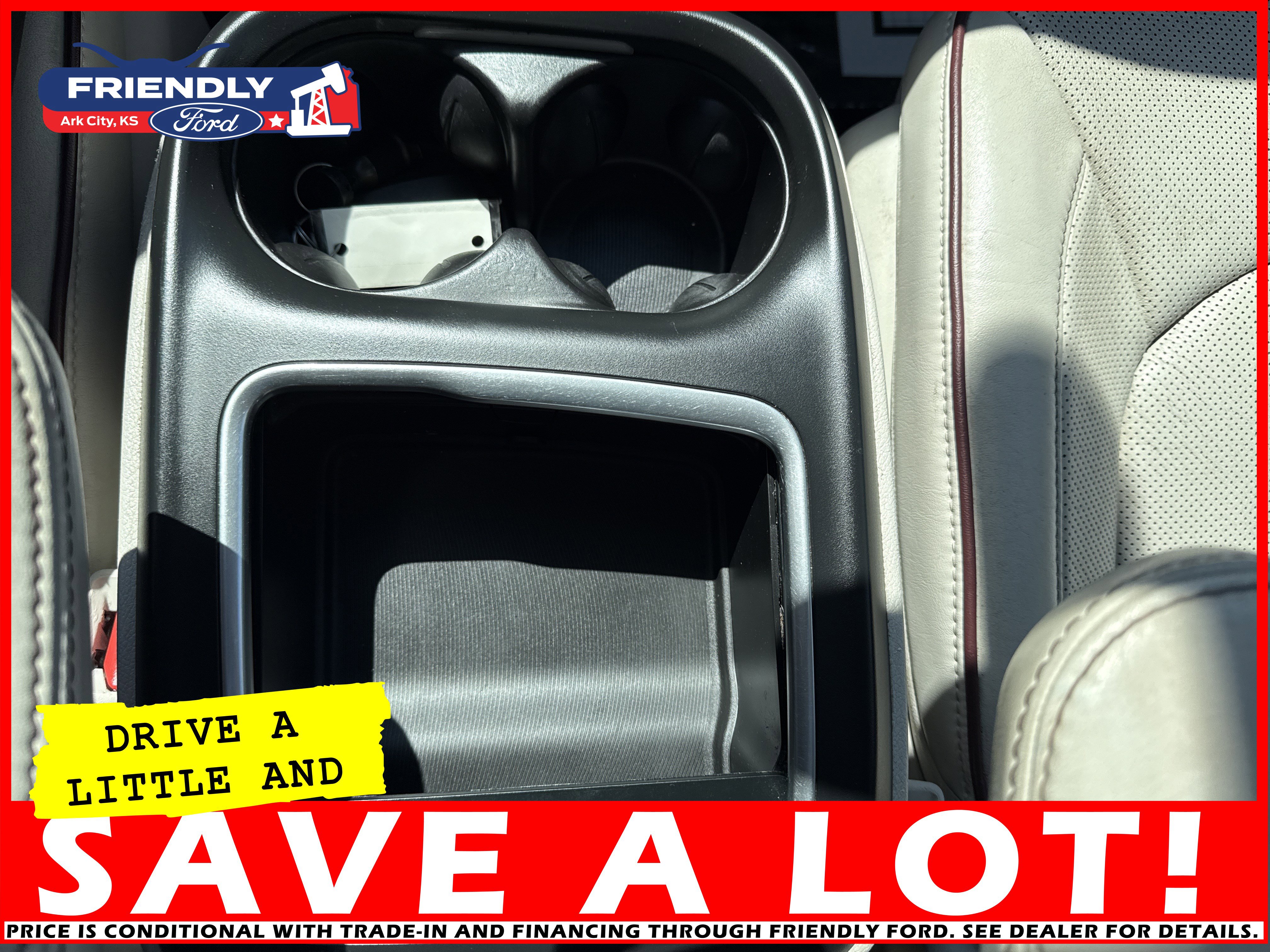 Used 2020 Chrysler Pacifica Limited image 32