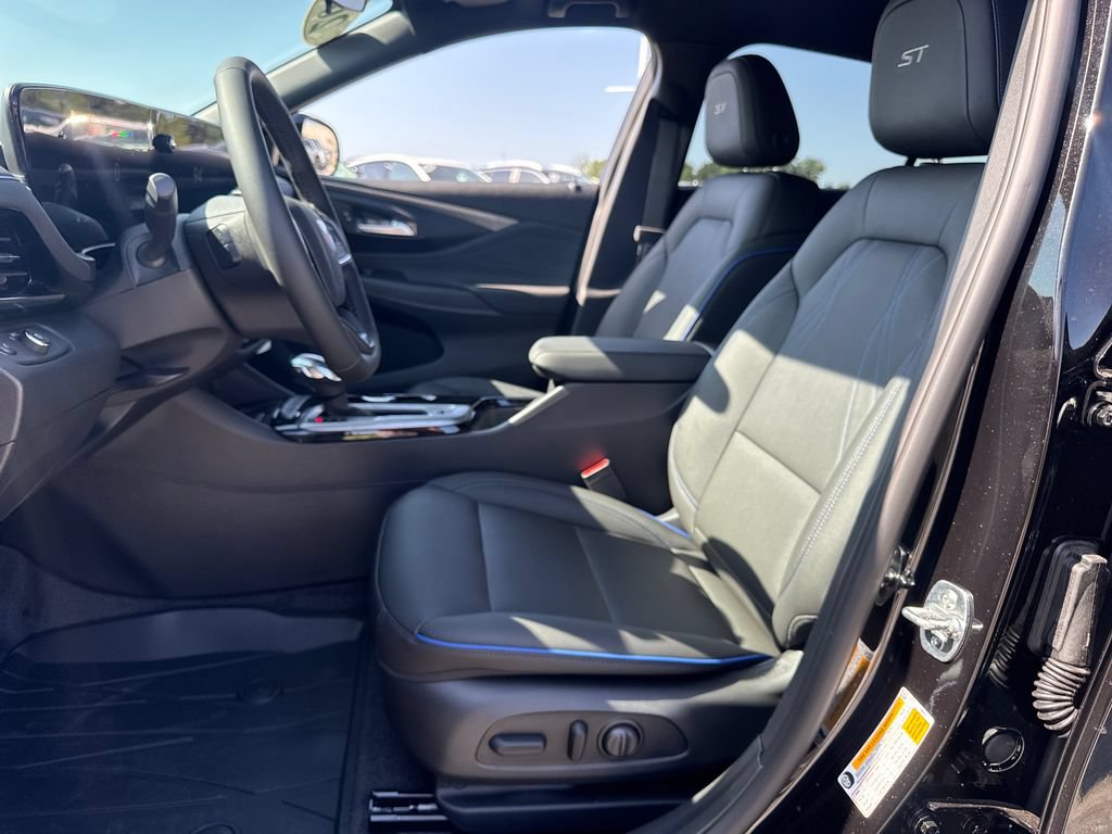 New 2026 Buick Envista Sport Touring w/ Convenience I Package FWD image 14