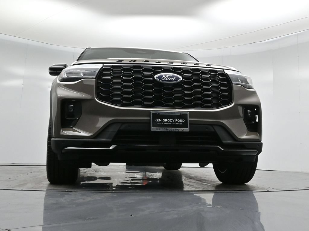 New 2026 Ford Explorer ST-Line w/ ST-Line Street Pack RWD image 49