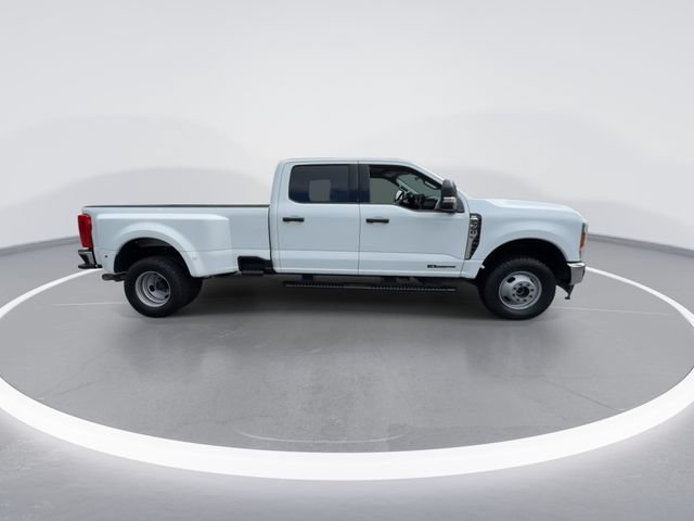 Used 2026 Ford F350 XLT AWD/4WD image 9