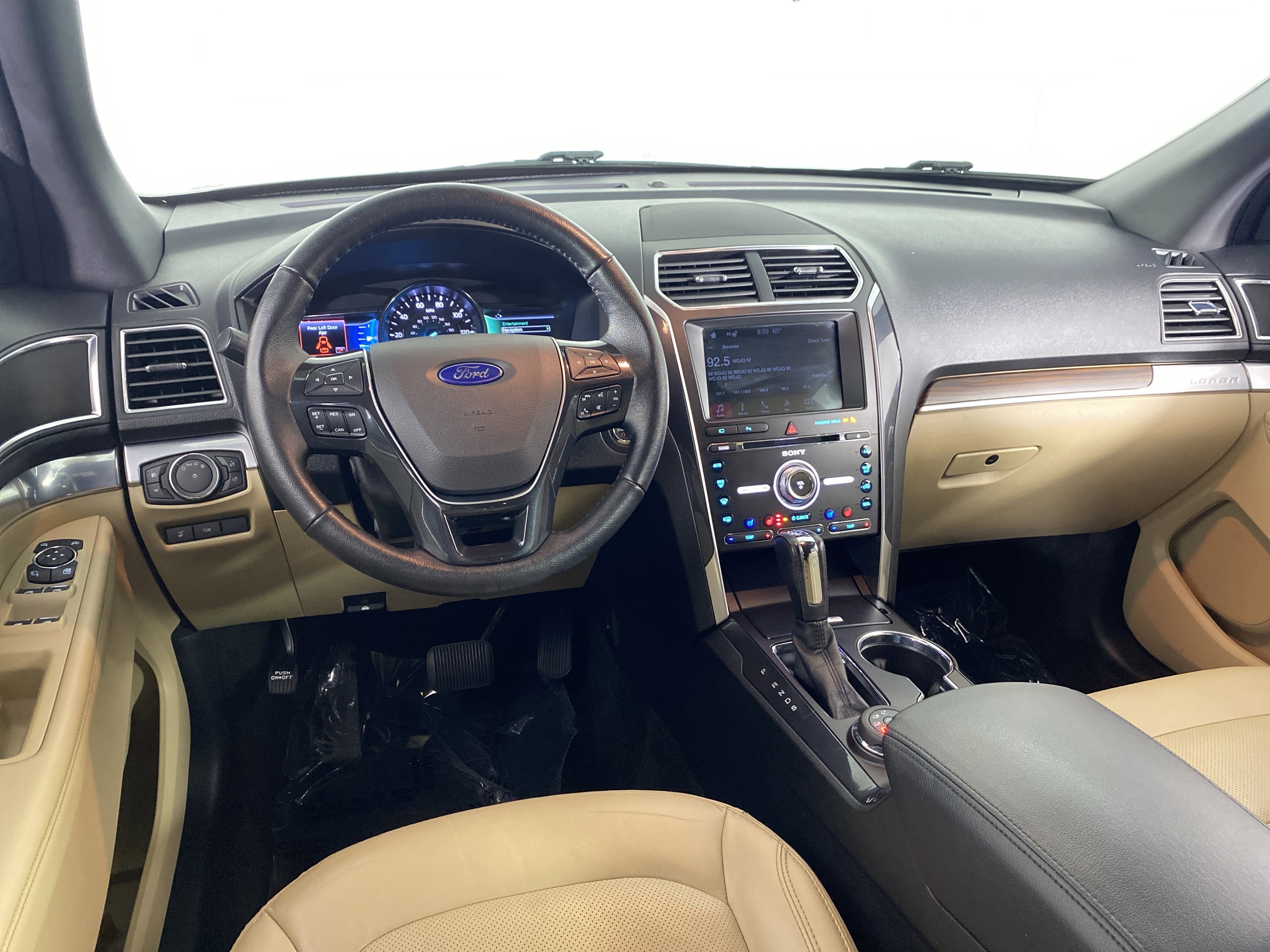 Used 2017 Ford Explorer Limited AWD/4WD image 39