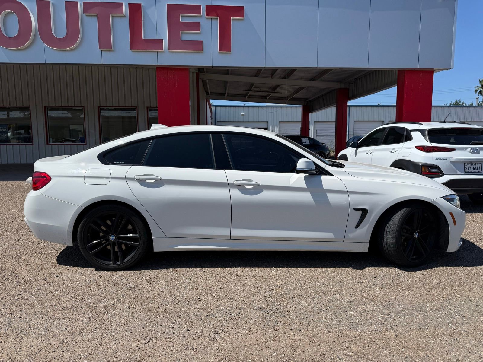 Used 2019 BMW 430i Gran Coupe w/ M Sport Package RWD image 3