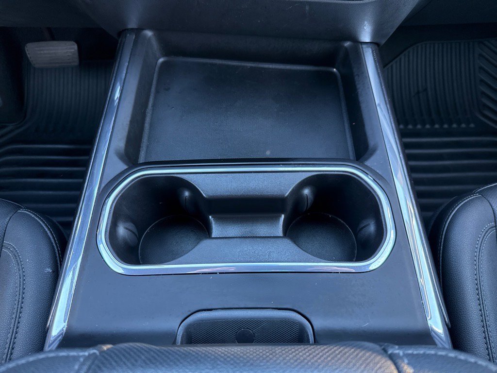 Used 2024 Chevrolet Silverado 3500 LTZ w/ LTZ Convenience Package image 15