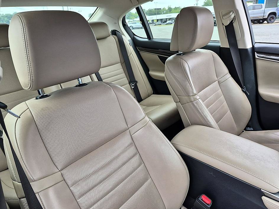 Used 2017 Lexus GS 350 w/ Luxury Package RWD image 35