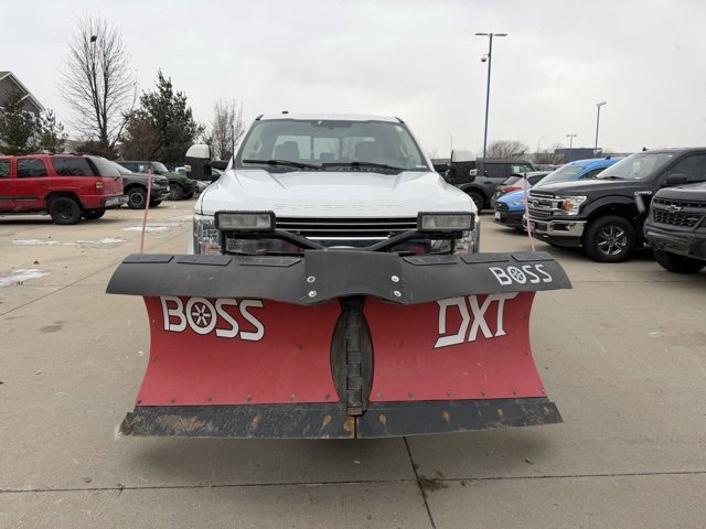 Used 2017 Ford F250 Lariat w/ Lariat Value Package image 2